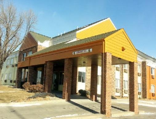 Sunset Inn & Suites Lincoln Exteriör bild